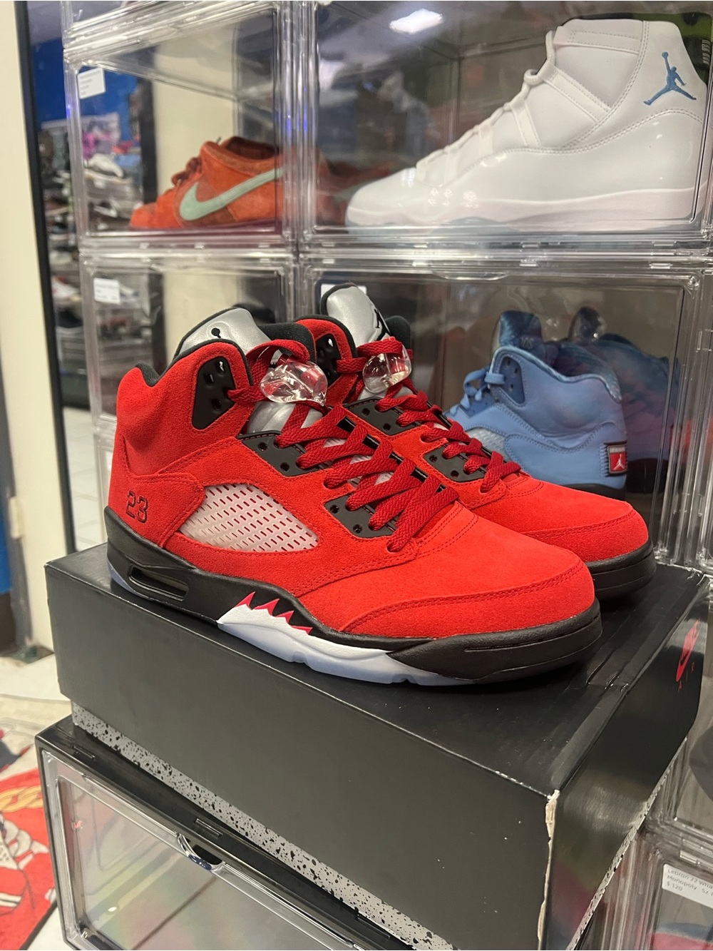 Air Jordan 5 Retro  'Raging Bull'